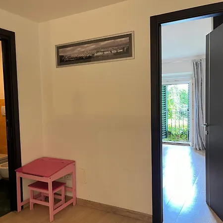 Exquisite 2br Nearby Borgo San Frediano *